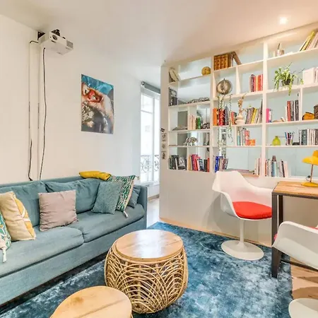 32 M In With Wifi 4 People Apartment