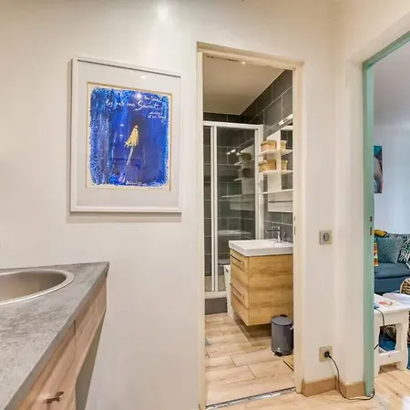 Apartment 32 M In With Wifi 4 People